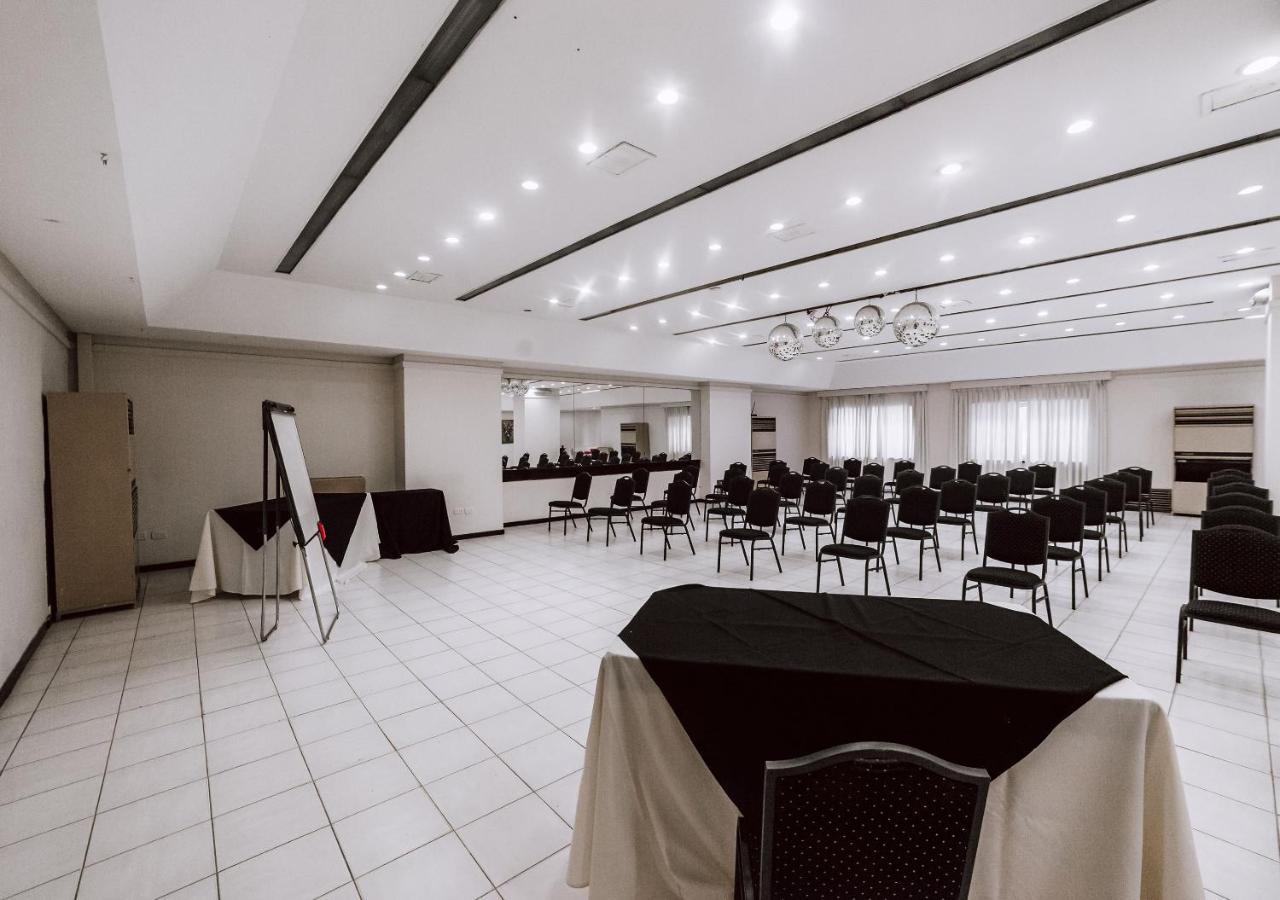 Hotel Carlos V San Miguel de Tucuman Ngoại thất bức ảnh