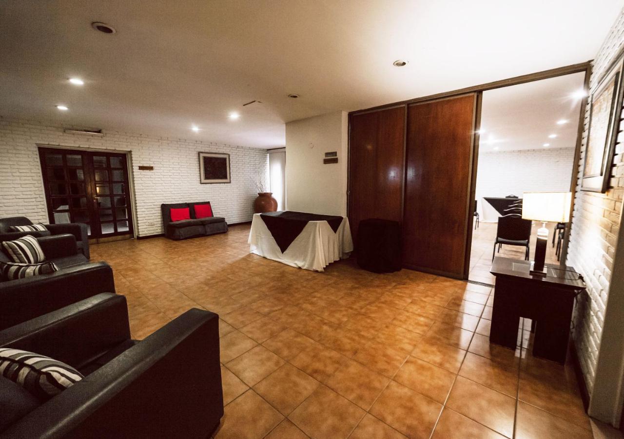 Hotel Carlos V San Miguel de Tucuman Ngoại thất bức ảnh