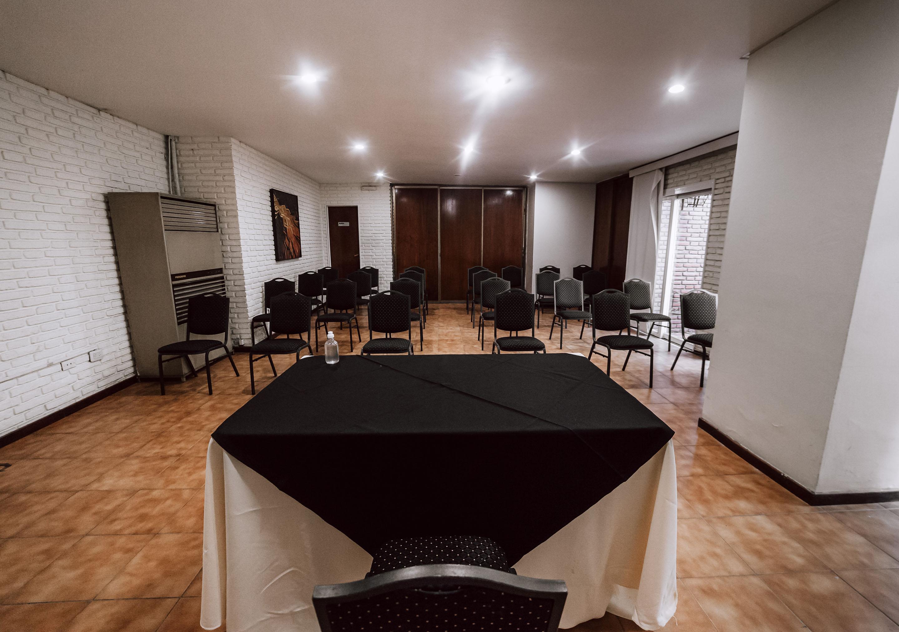 Hotel Carlos V San Miguel de Tucuman Ngoại thất bức ảnh