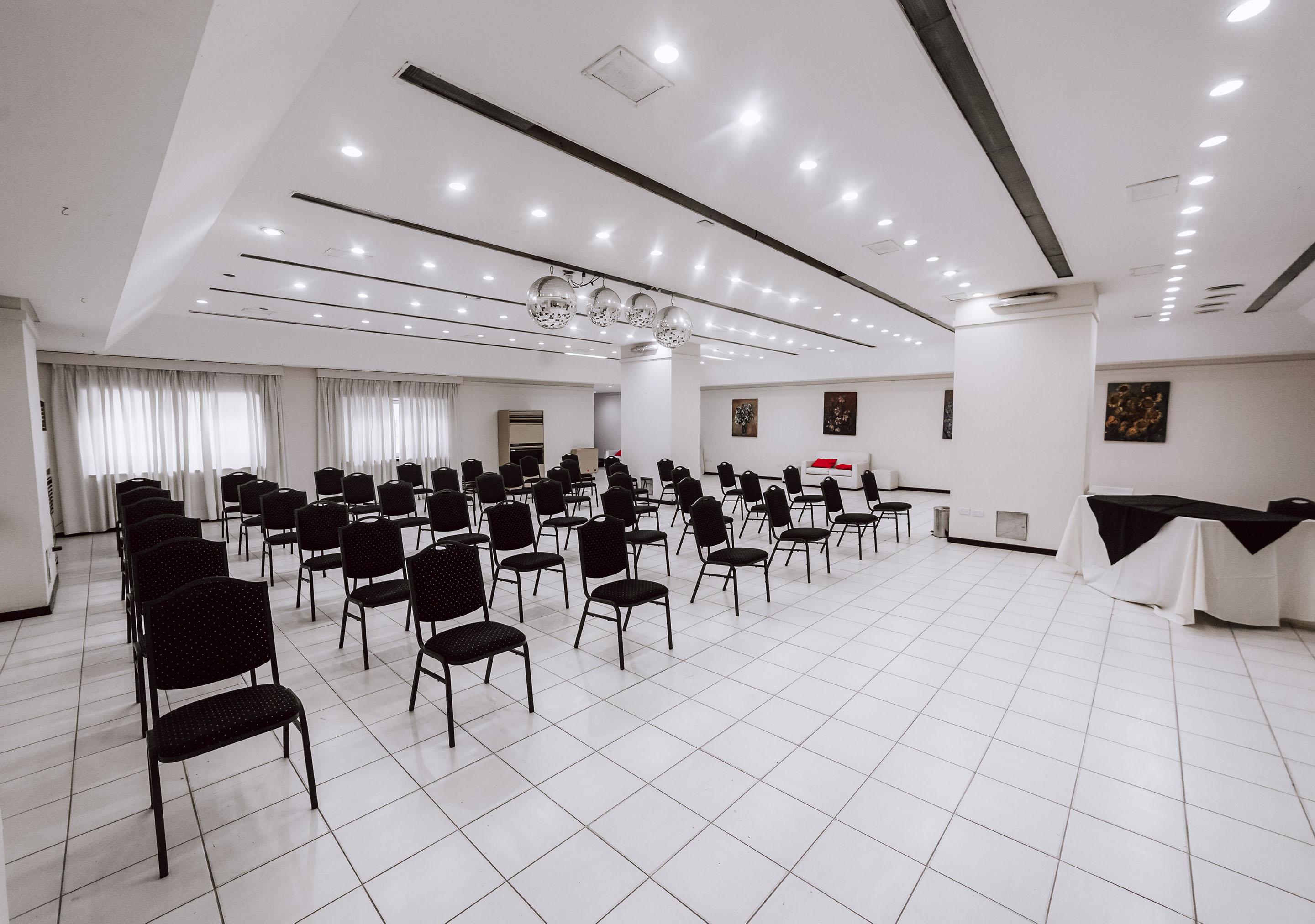 Hotel Carlos V San Miguel de Tucuman Ngoại thất bức ảnh