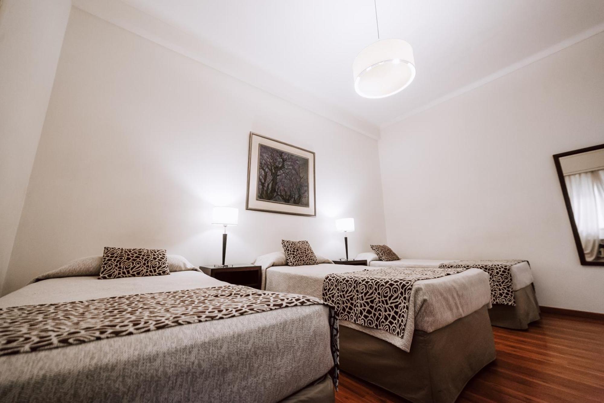 Hotel Carlos V San Miguel de Tucuman Phòng bức ảnh